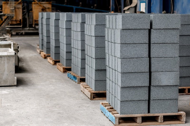 Бетон строи кран для подачи бетонной смеси